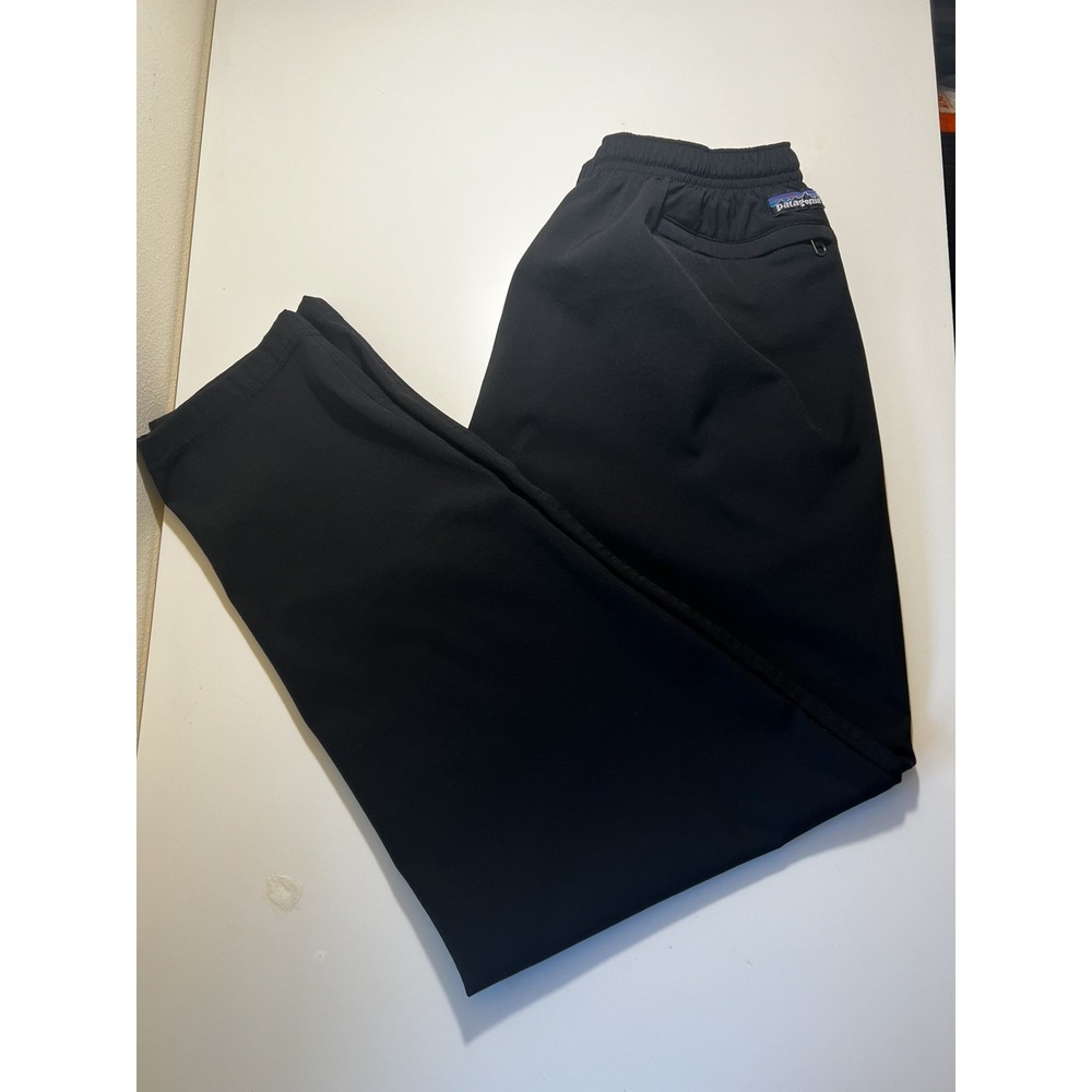 Vintage Patagonia Black Nylon Straight Pants Men's Size XL Outdoor Made In USA